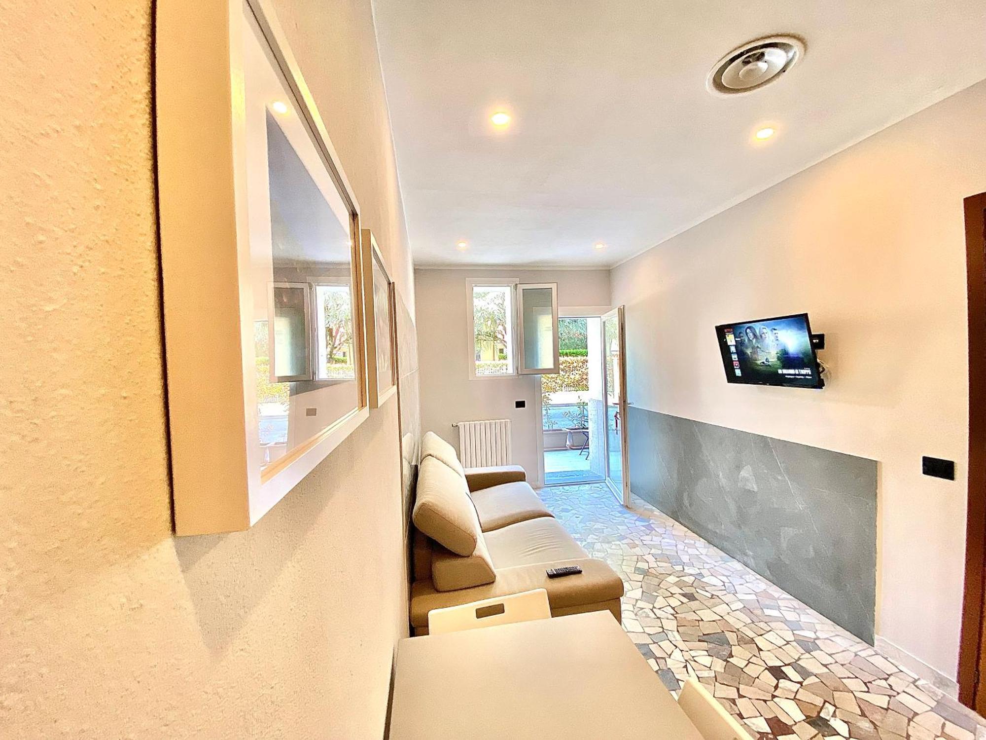 Apt Donati Home, Modernita E Comfort Con Parcheggio Gratuito Privato E Spazio Esterno Privato Cassano dʼAdda Extérieur photo