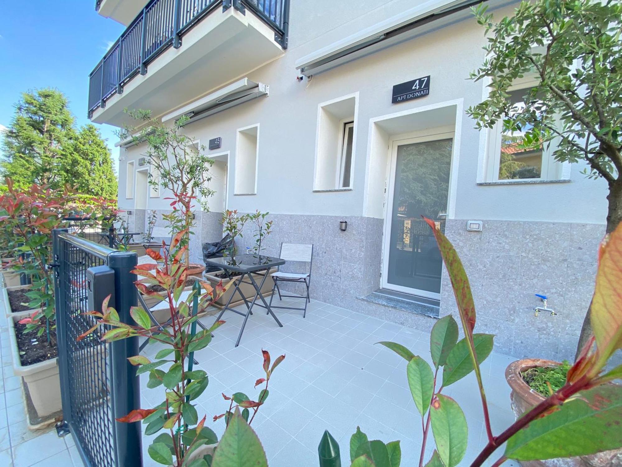 Apt Donati Home, Modernita E Comfort Con Parcheggio Gratuito Privato E Spazio Esterno Privato Cassano dʼAdda Extérieur photo